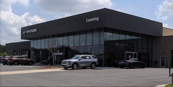 The state's newest and most state of the art Hyundai dealership has arrived in Cumming, GA!