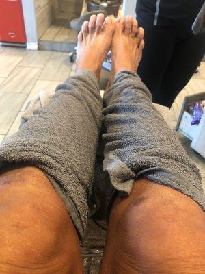 Pedi time aaaa feels so good with this cool weather everything needs a little tlc