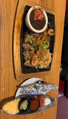 Steak and shrimp Fajitas