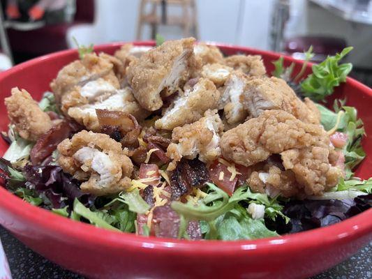 Crispy Chicken Club Salad