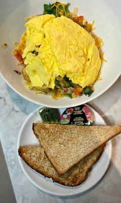 Farmers Breakfast Bowl with Wheat Bread