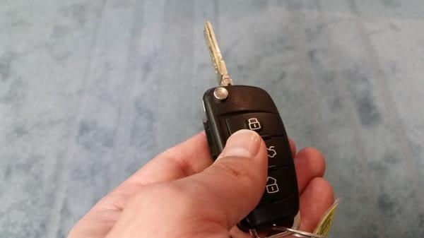 Replacement Car Keys And Remotes