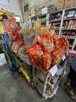 Dried Fish Maw and Sea Cucumbers