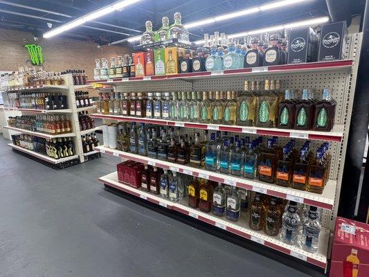 Crossroads Liquor