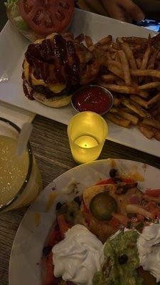 Nachos Tejas Burger Frozen Margarita