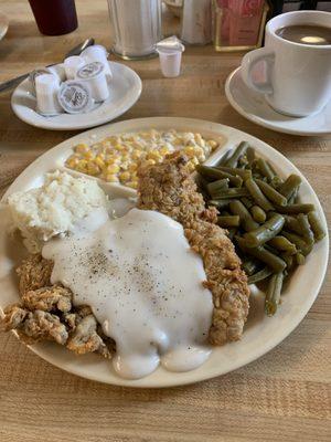 The lunch chicken fry with some jalapeño corn and green beans. And dessert. $10 Let's eat!