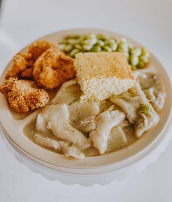 Chicken and dumplings lunch plate