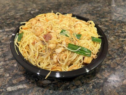 Singapore Noodles w/ Chicken