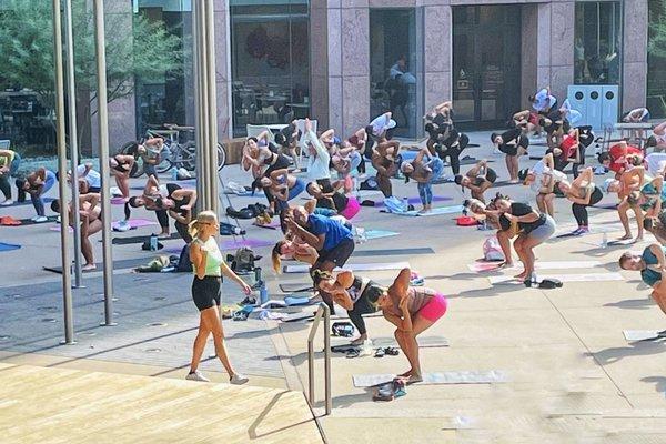 Sunday Community Yoga ~ Fareground OneEleven