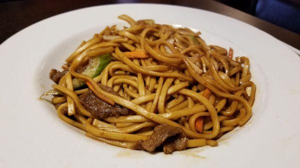 Beef lo mein