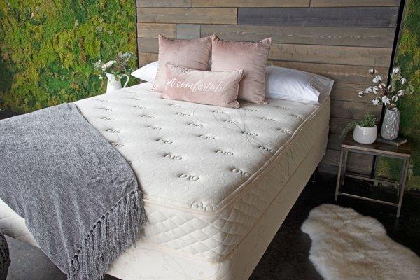 Suite Dreams 10" Organic Customizable mattress