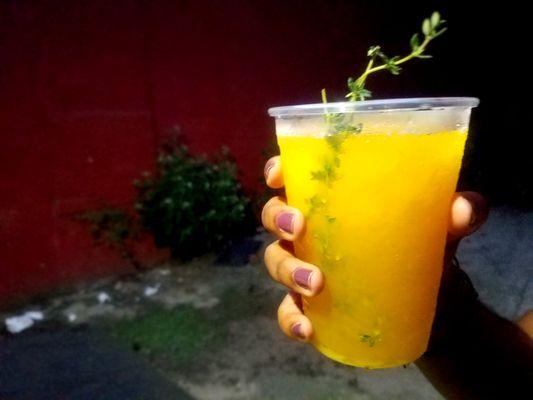 Mango Thyme Lemonade