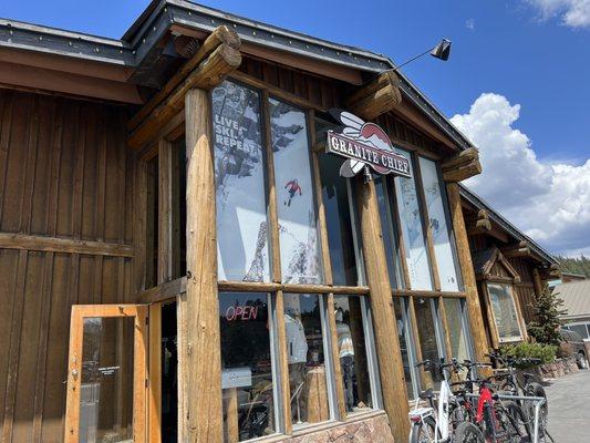 Truckee oldest and most trusted ski and climbing store. Currently 50% winter clothing and 40% of skis and bindings