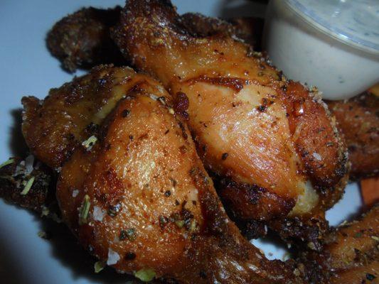 Chicken wings, close-up.