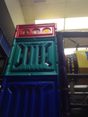 Play structure