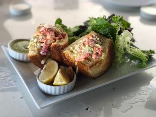 Lobster roll