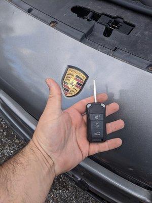 Porsche Cayenne All Keys Lost