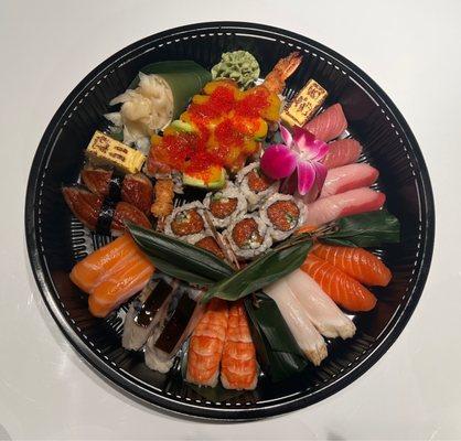 Sushi for 2 (everything you could hope for)