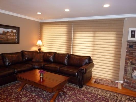 Hunter Douglas Vignette 4" Fold Shades for Living Room - Fabric: Linen Weave - Color:  Golden Wheat #227 with Easyrise Lift System.