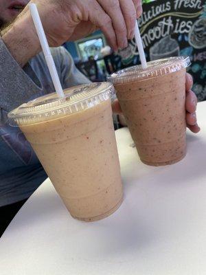 Dreamsicle (foreground) and One Love smoothies