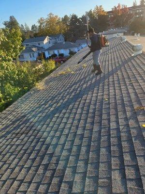 Cleaning the roof house after work is completed.