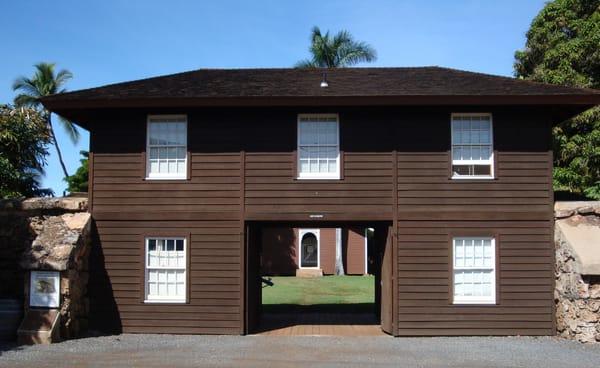 The Old Prison in Lahaina was known has Hale Pa'ahao (stuck-in-irons house). Gatehouse and yard are surrounding by thick walls.