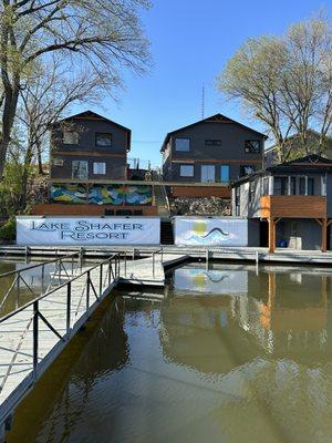 Newly renovated 12 room resort on Lake Shafer