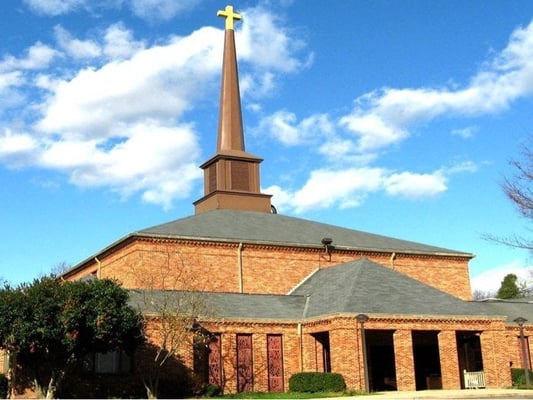 St Luke's on Fort Hunt Road