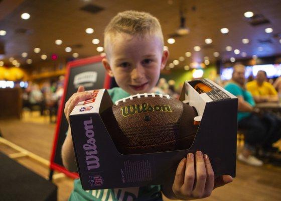 Kid Friendly dining - Legends Sports Bar & Grill, Parma OH www.legendssportsbargrill.com #WeAreLegends #LGND