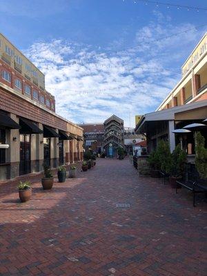 Pedestrian mall