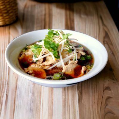 Mongkhon noodle soup