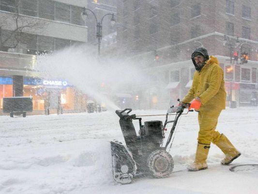 We clean snow