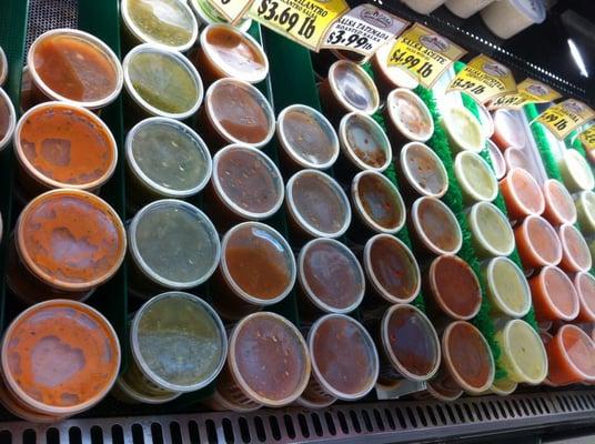 Variedad de salsas.