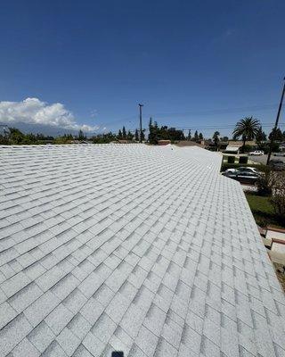 Shasta white roof