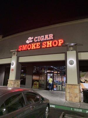 High Roller Cigar And Smoke Shop