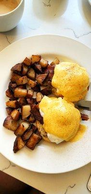 eggs benedict