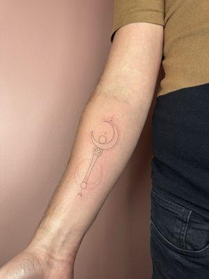 Fine Line Tattoo