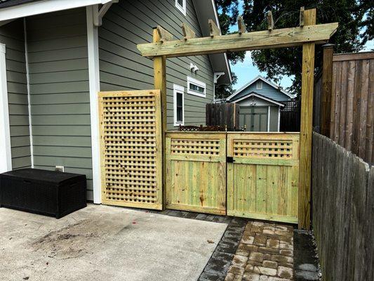 Custom, Pressure Treated Gate With Lattice Panel And Trellis