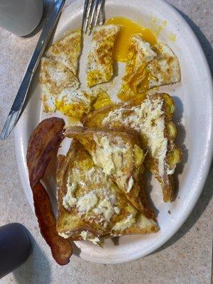 Eggs French toast and bacon