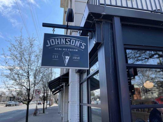 Johnson's Real Ice Cream located at 1325 Grandview Ave (at intersection of Grandview Ave. and Third Ave.) across from the Grandview Cafe.