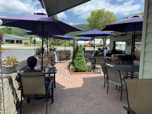 Outdoor Dining Area