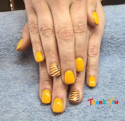 Sns dip nails  with tiger stripes