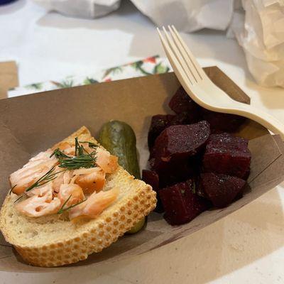 Smoked salmon toast, pickle, and beetroot at the 2023 Christmas Bazaar