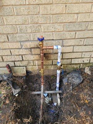 professional  plumbing repair, main water line valve