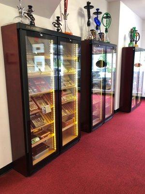 Looking for a good cigars. Come see are nice selection.