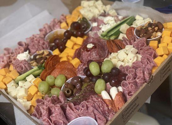 Charcuterie Box