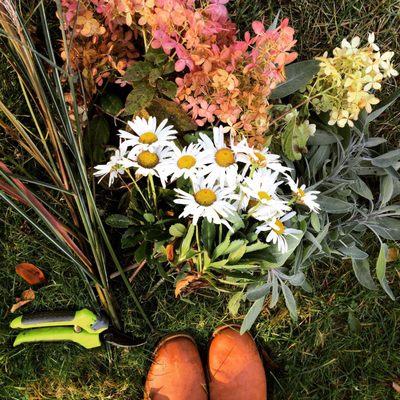 Fall bouquets at the farm!