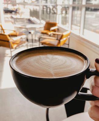 Best coconut flavored latte ever. Order it with Oatmilk and enjoy aaaaaalllll the creaminess.