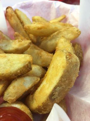 ...though the burger (maybe reheated leftovers?) was not good, the potato wedges were!...so if you want French fries for dinner...