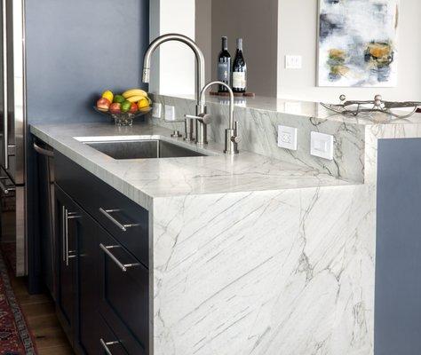 Quartzite Waterfall Countertop